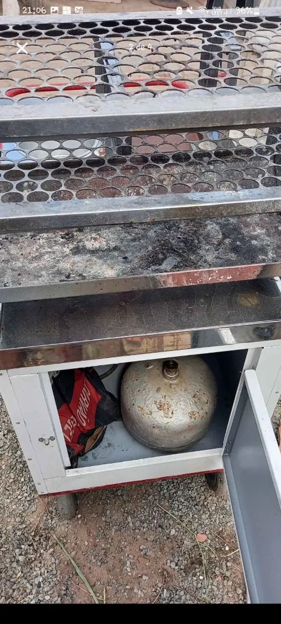 Vende se carrinho de cachorro quente com churrasqueira adptada - Foto 3