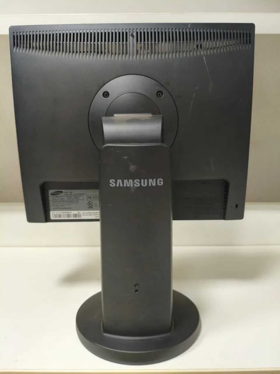 Monitor Samsung SyncMaster 743B 17 LCD - 75 Hz - Foto 3