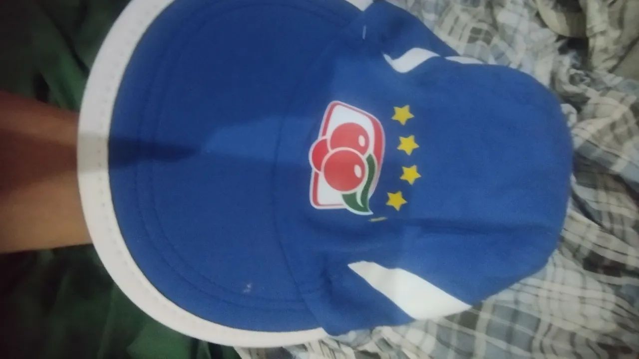 Boné azul do Brasil (guaraná Renner)