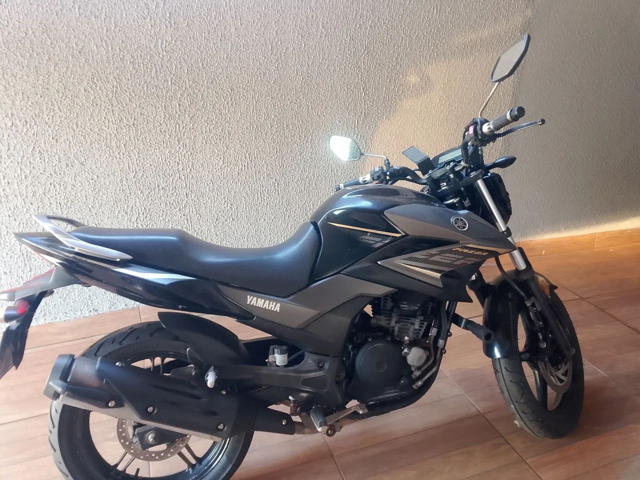 矢場町       (2015) Yamaha Fz15 150 Flex 2017 - 1526556033 | OLX