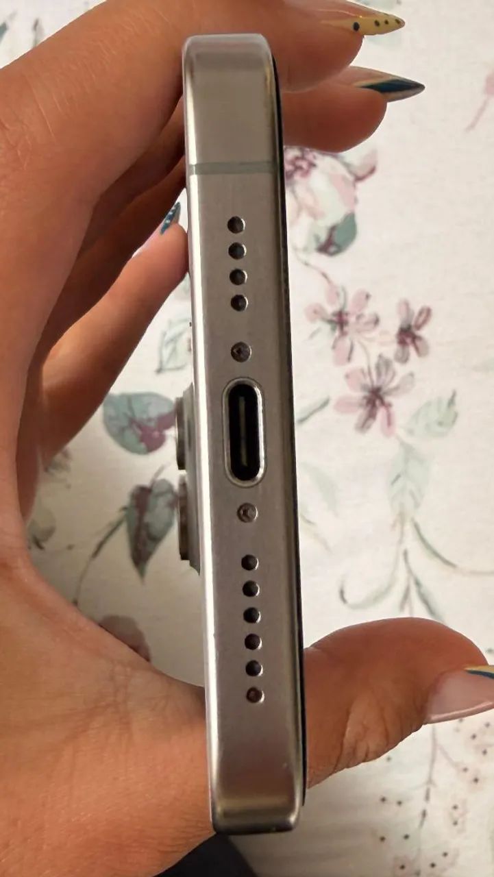 Iphone 15 Pro Max - Foto 4