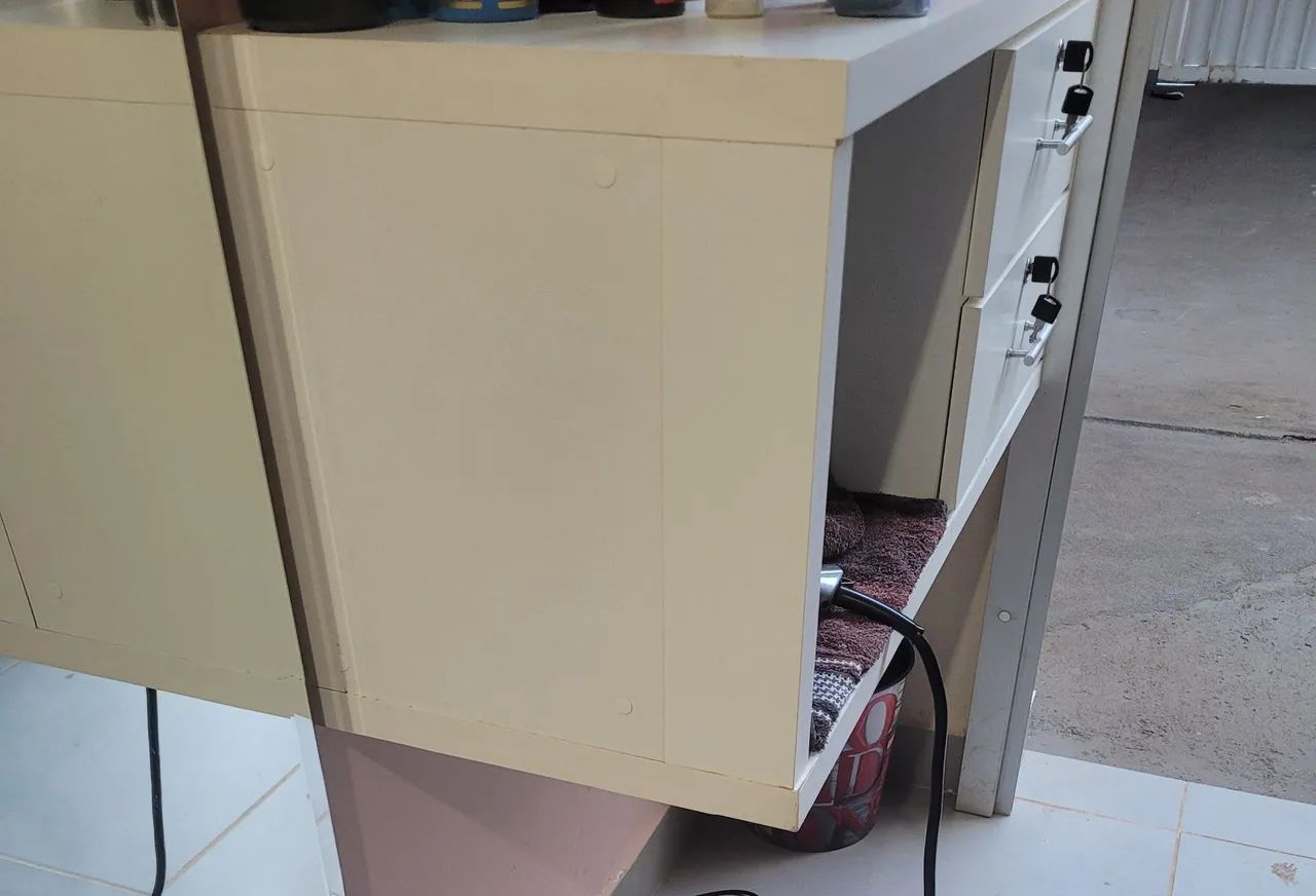 Bancadapara salão de beleza com gavetas  - Foto 2