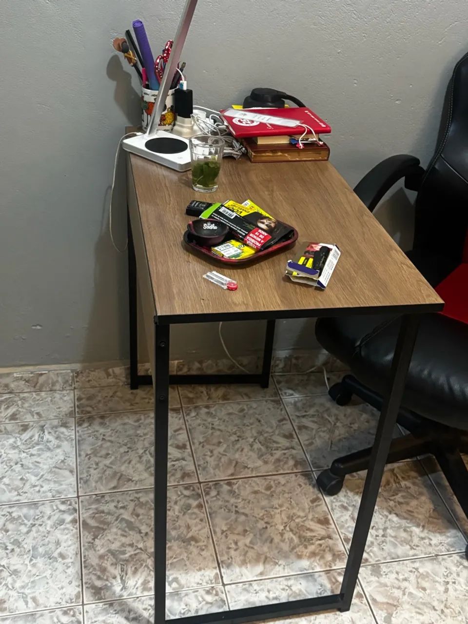 Mesa  de estudo  - Foto 3