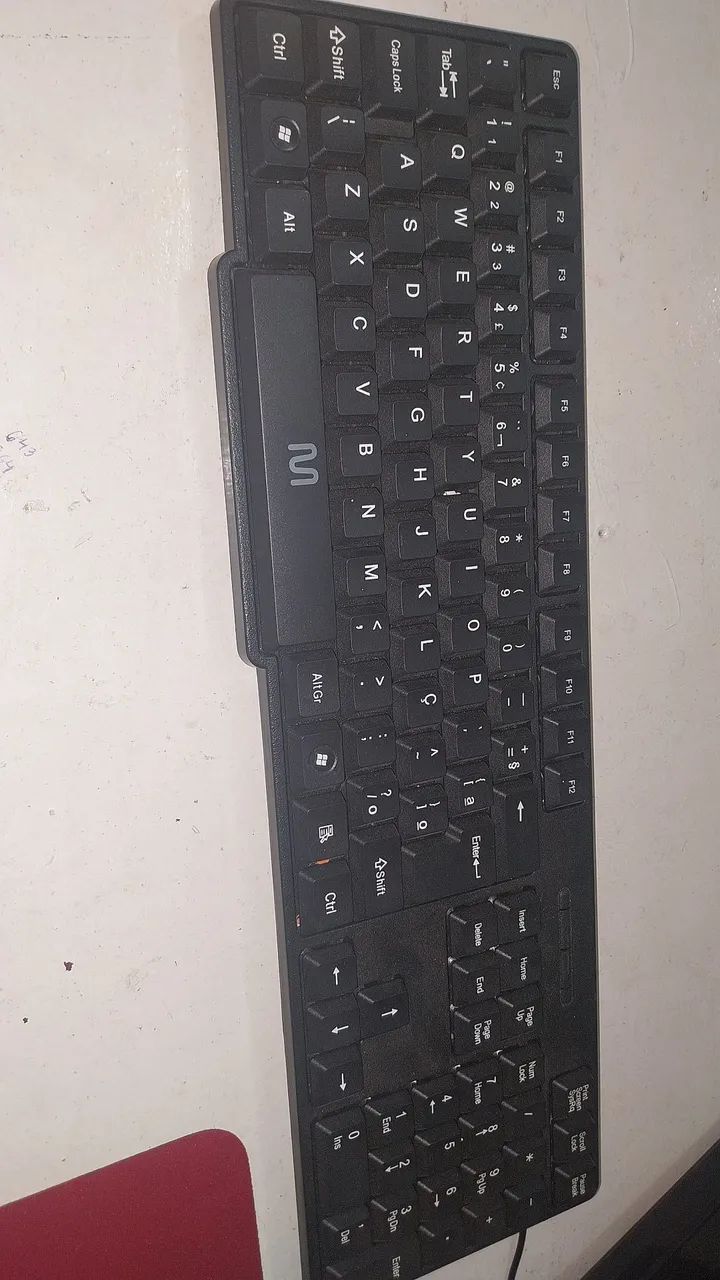 Vendo computador usado em ótimo estado!