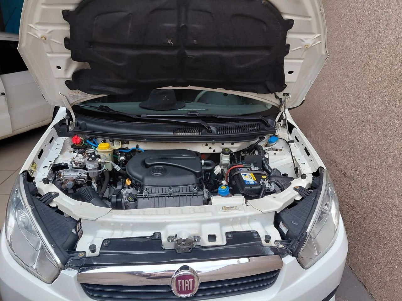 Fiat Grand Siena Grand Siena TETRAFUEL 1.4 Evo F. Flex 8V 2016