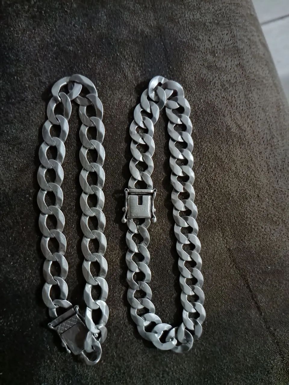 Vendo pulseira de prata  barata.