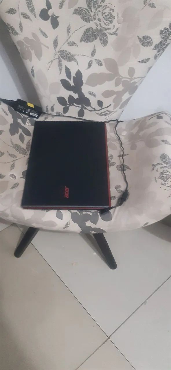 Notebook Acer Aspire E5 574  - Foto 3