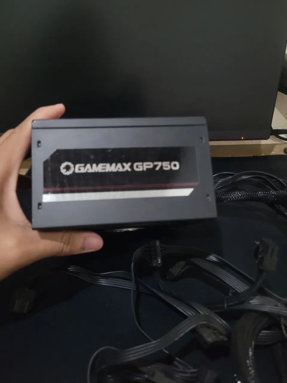 Fonte Gamemax 750W 80 plus Bronze - Foto 2