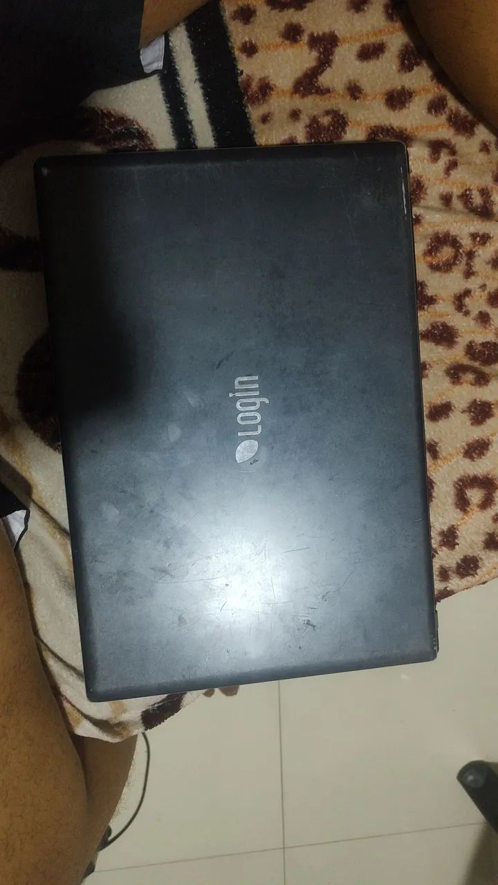 NOTEBOOK PARA ESTUDO E TRABALHO BÁSICO E ALGUNS JOGOS LEVES - Foto 2