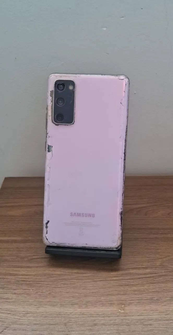 SAMSUNG S20 FE  - Foto 2