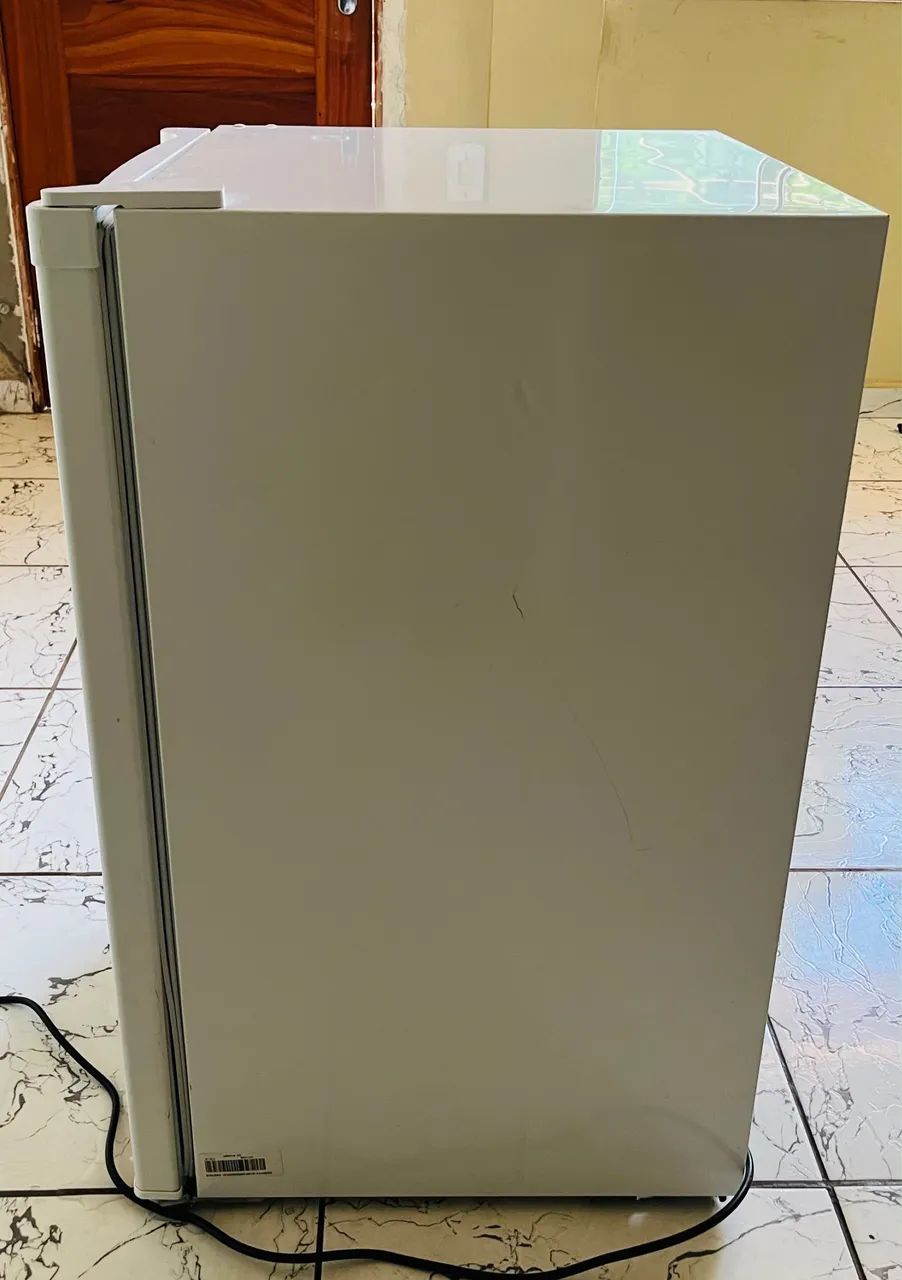 Vendo frigobar semi novo  - Foto 2