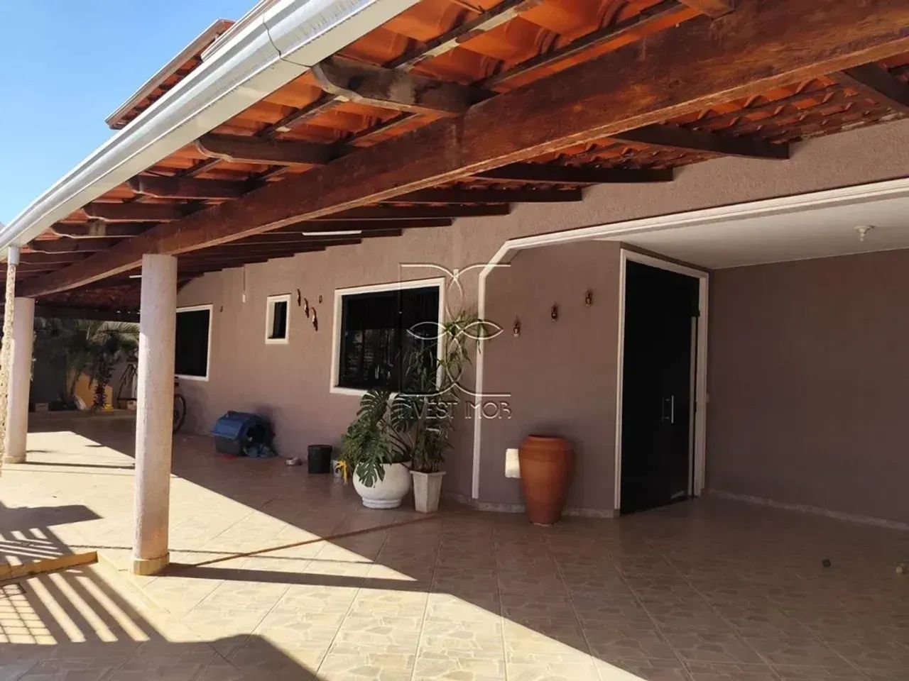 Excelente Casa em Condomínio Fechado com 5 Quartos e Espaço para Lazer - Foto 4