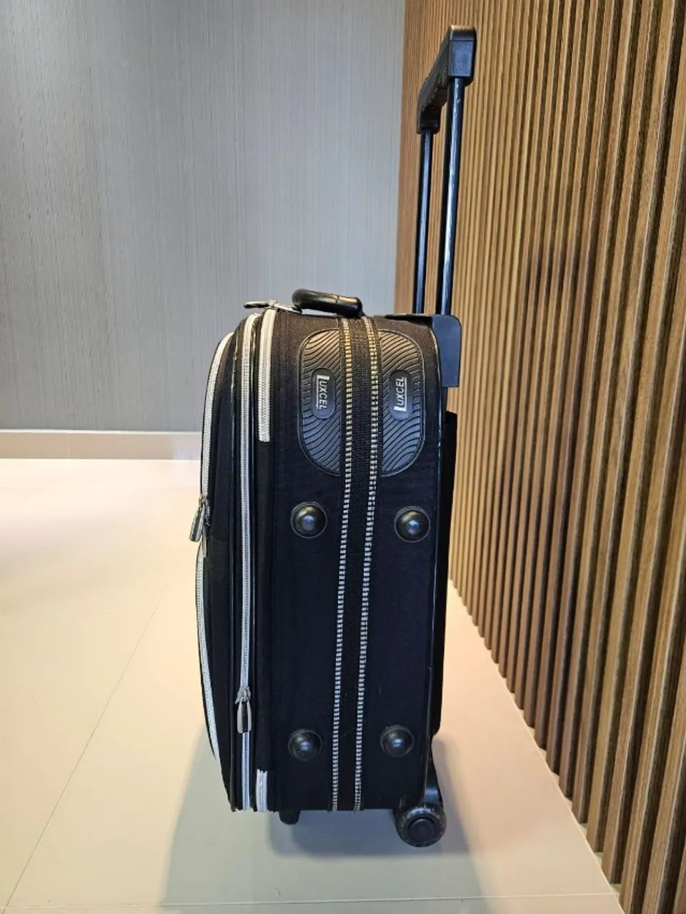 Mala de viagem com rodinha e expansor - Foto 3