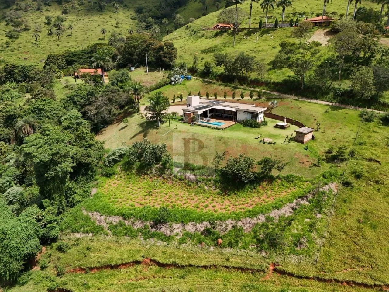 SITIO RURAL em Moeda - Minas Gerais, - Foto 4