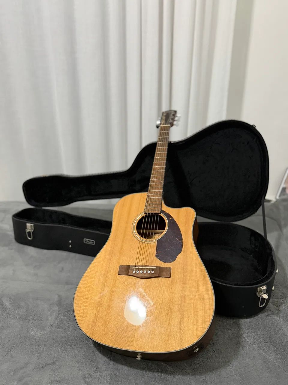 VIOLÃO FENDER ELETROACÚSTICO 