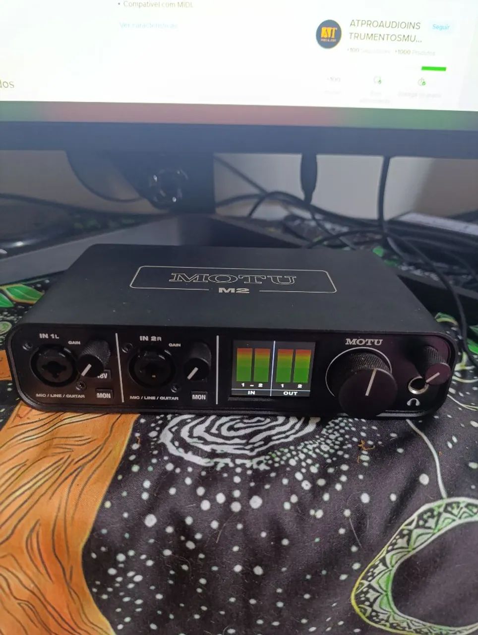 Interface de áudio Motu M2 USB 2x2 24bit 192hz Preto