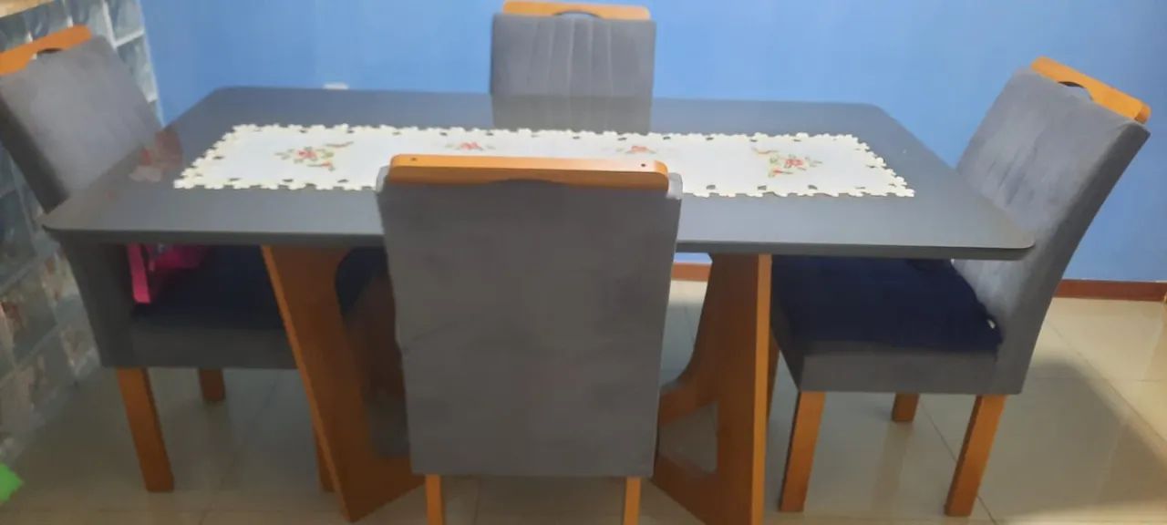Mesa de jantar com tampo de vidro - Foto 3