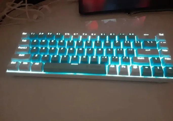Teclado mecânico Red Switches  - Foto 4