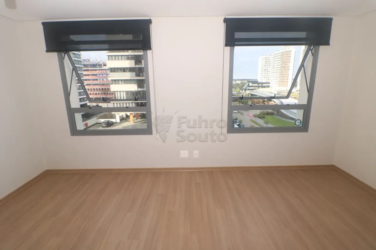 Sala Comercial Ampla e Sofisticada no Parque Una - Edifício Vanguarda