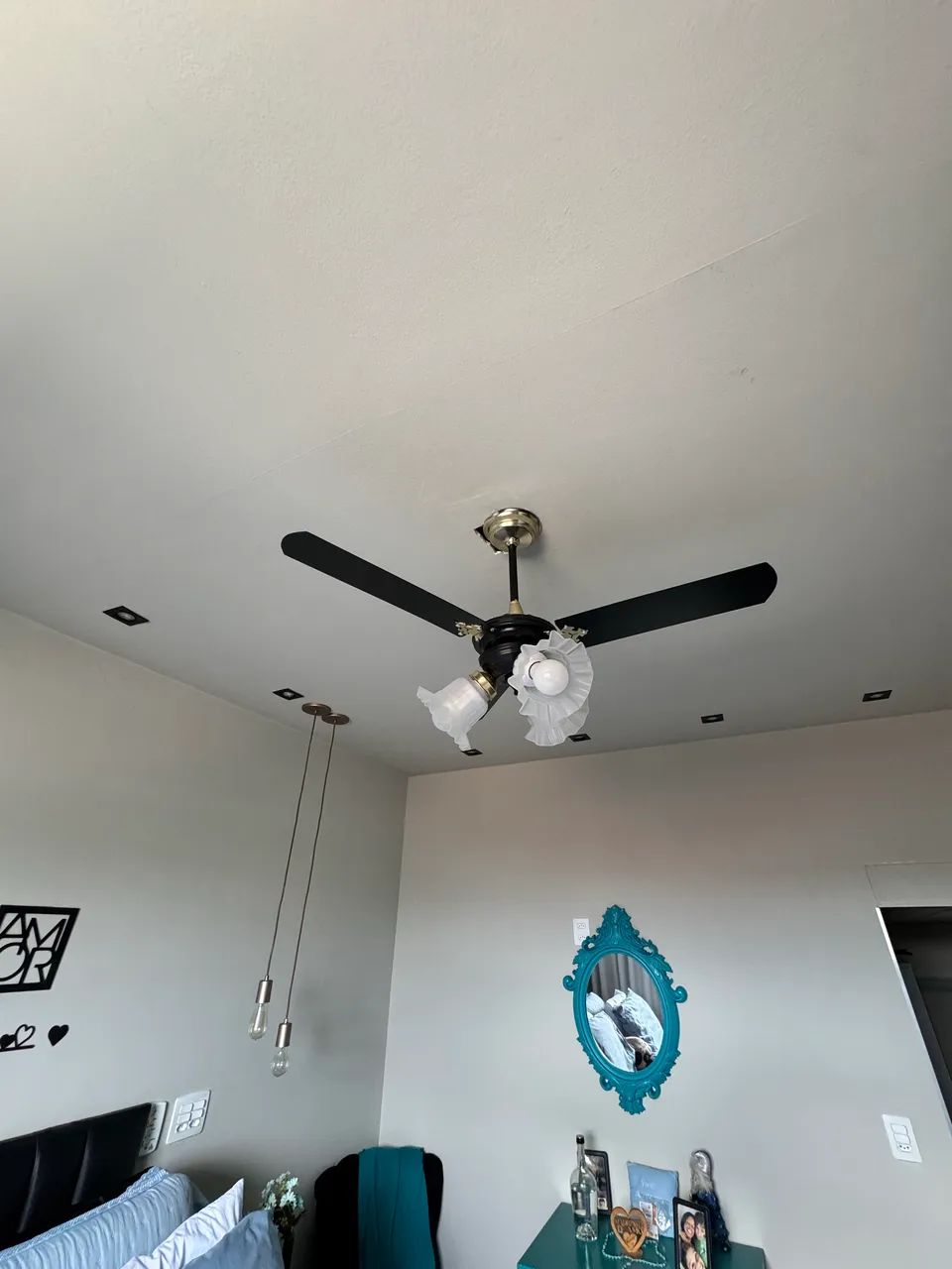 Ventilador de teto 3 lâmpadas 
