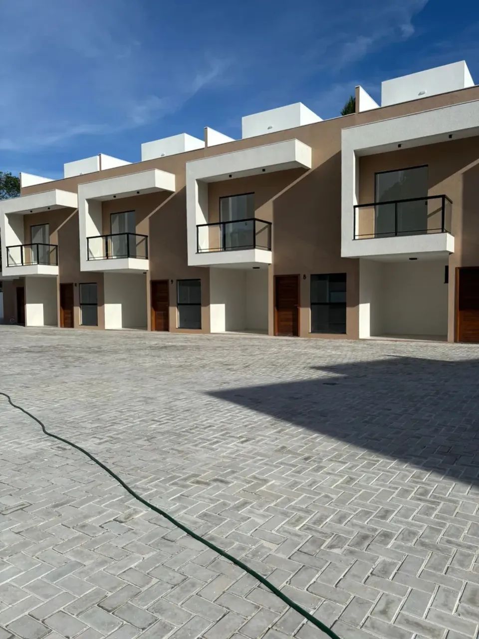 Casa com 3/4 para locação no Complexo Alphaville | Abrantes.