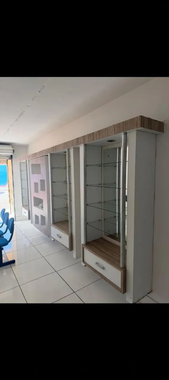 Vendo vitrine completa com espelho para oticas e estabelecimentos comerciais  - Foto 2