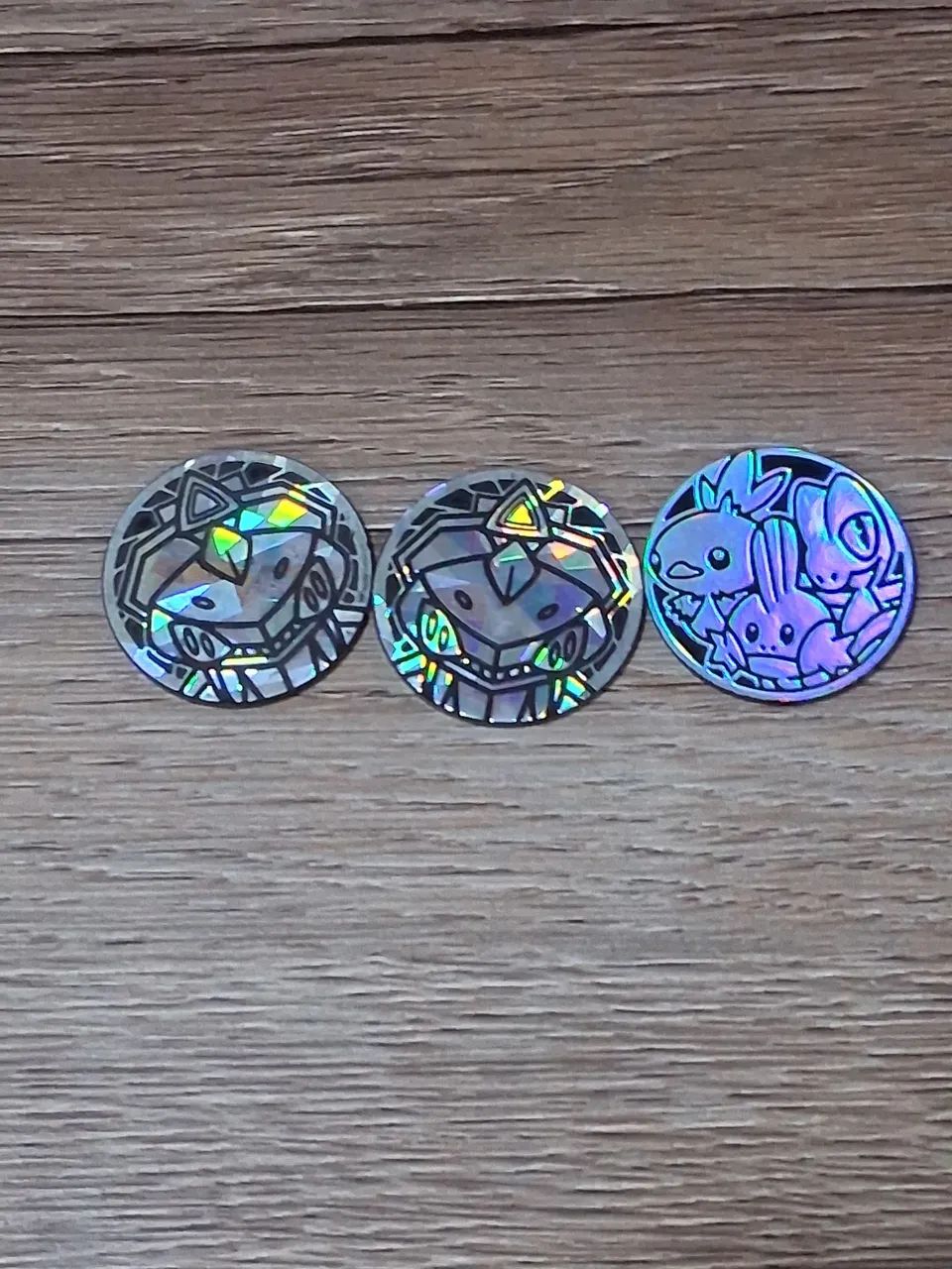 3 moedas pokemon prateadas colecionáveis 