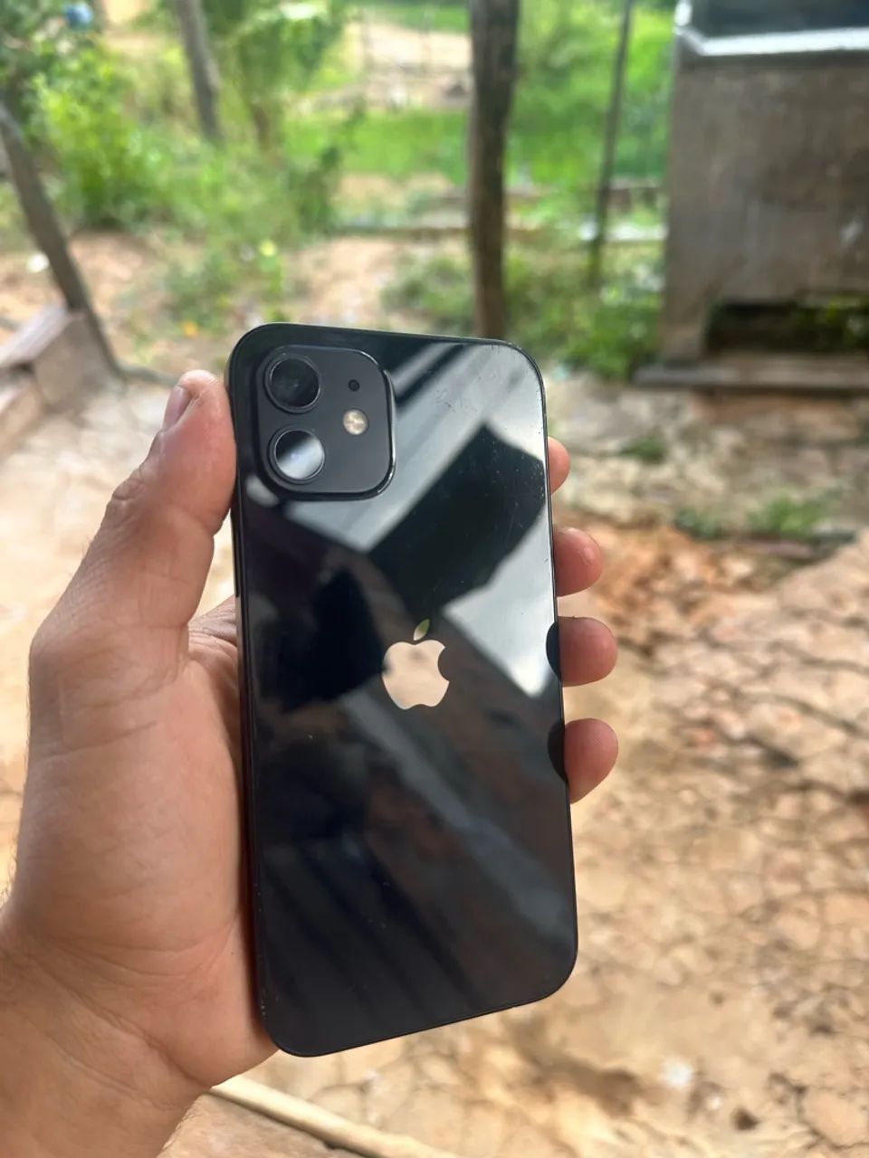 iPhone  128GB