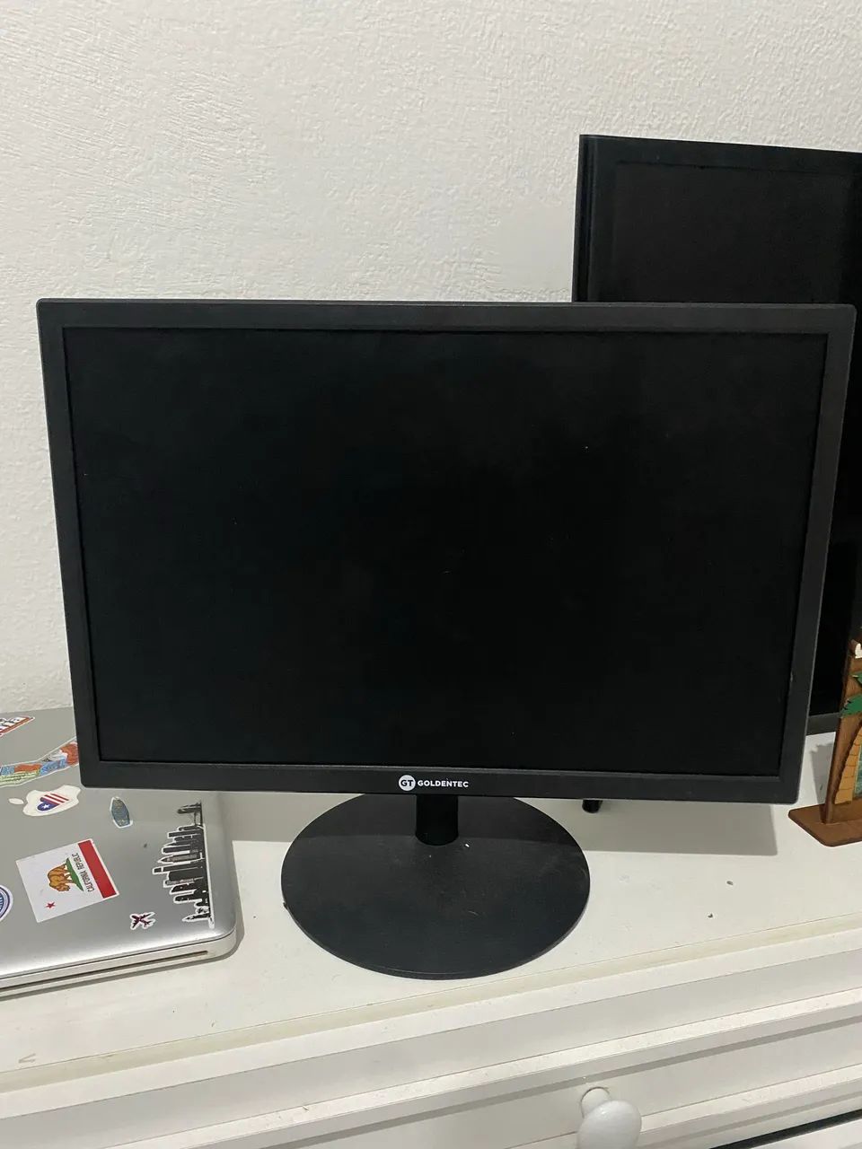 Monitor 19" LED HDMI Goldentec