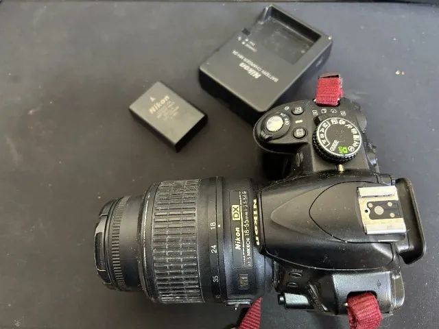 Kit Nikon D3100 + Lente 18-55mm + Bateria + Carregador - Muito Usada - Foto 2