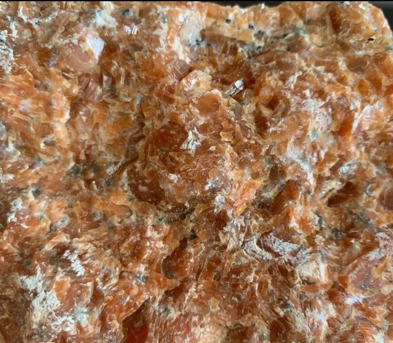 Calcita Laranja da Bahia com 1kg673g e 18,5 cm - Foto 4