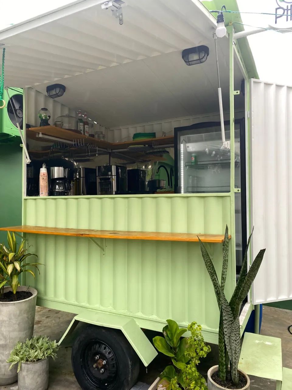 TRAILER COMPLETO COM FREEZER EXPOSITOR - Foto 3