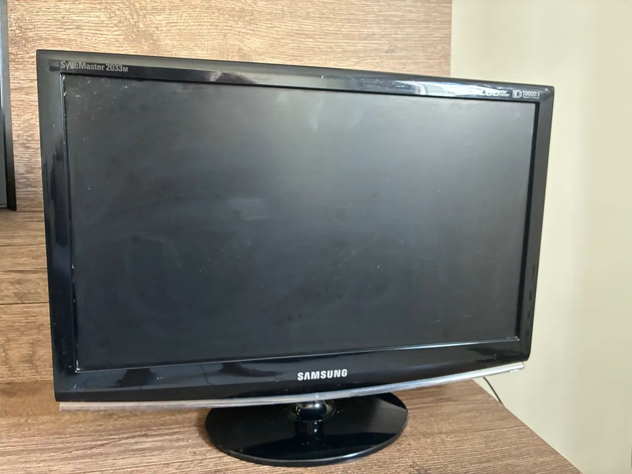  TV / Monitor Samsung Essential S3 20" FHD