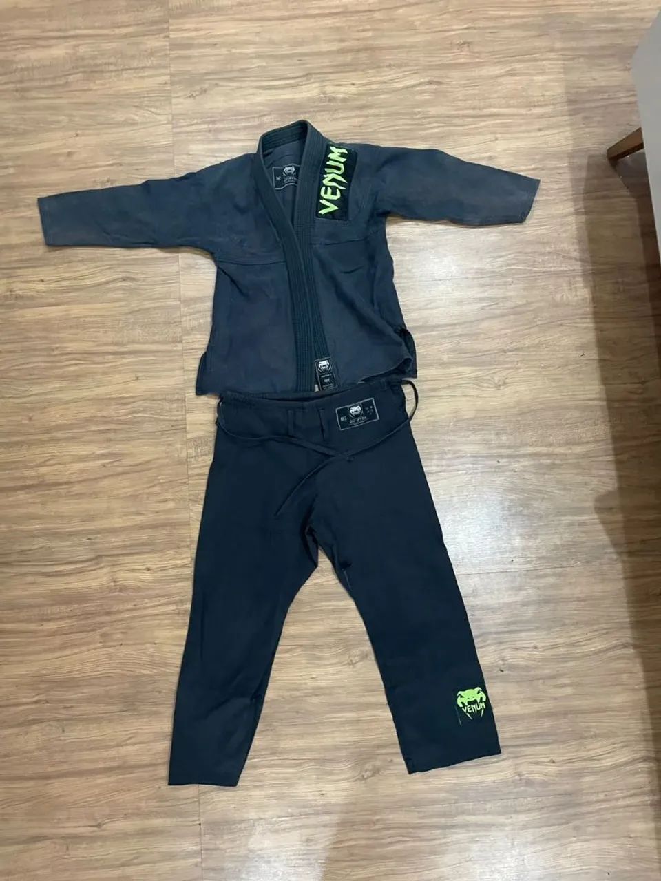 Kimono Venum trançado M2