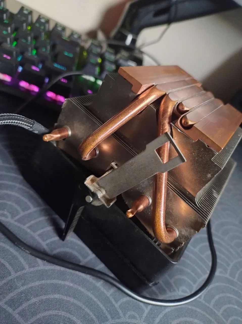 Cooler AMD Wraith Prism RGB  - Foto 5