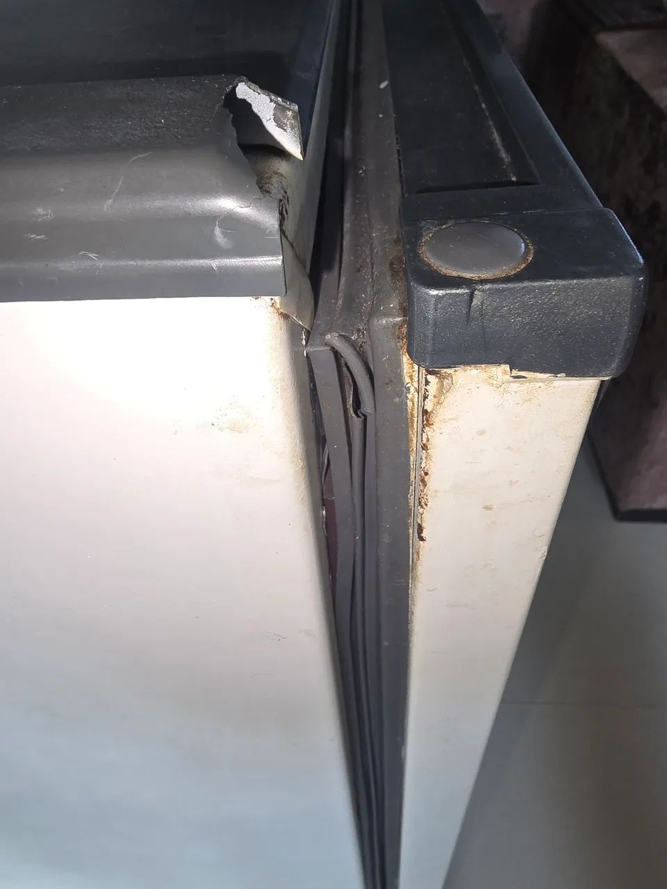Frigobar - precisa trocar borracha - Foto 4