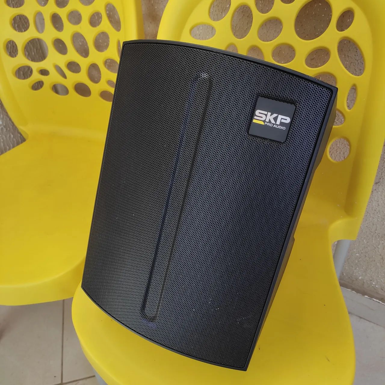 Caixa de som Ativa SKP Q1 PRO 600w