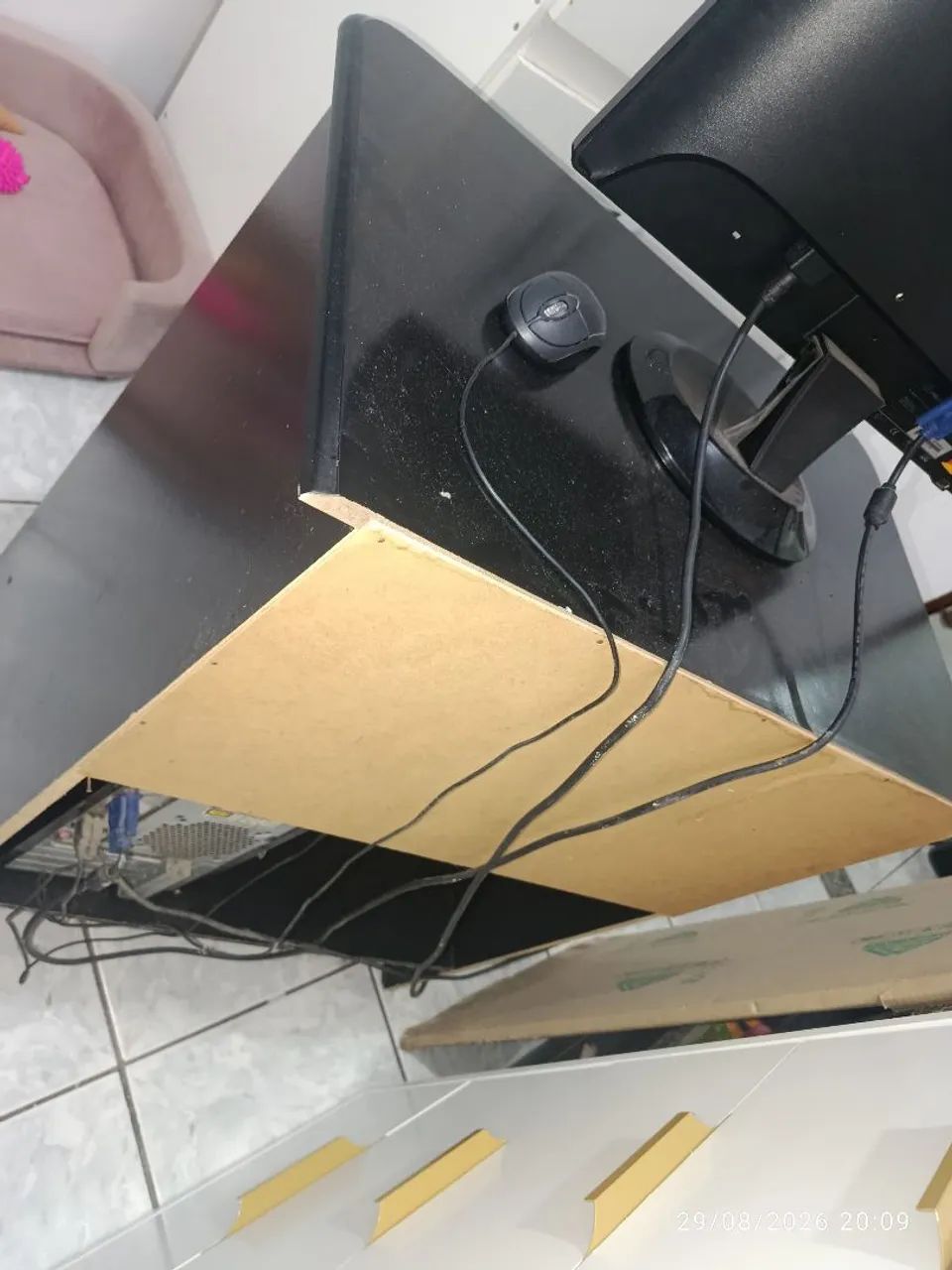 Mesa de computador/ Escrivaninha  - Foto 3