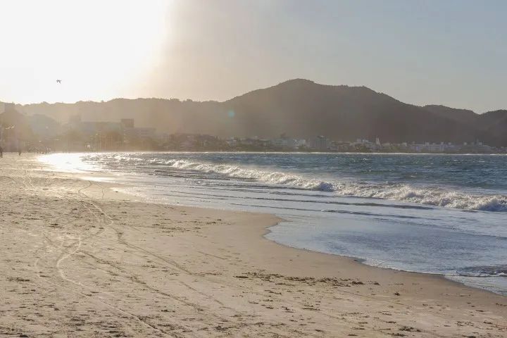 VERÃO FLORIANÓPOLIS - PRAIA DOS INGLESES - CONSULTE DIÁRIA CONFORME DATA