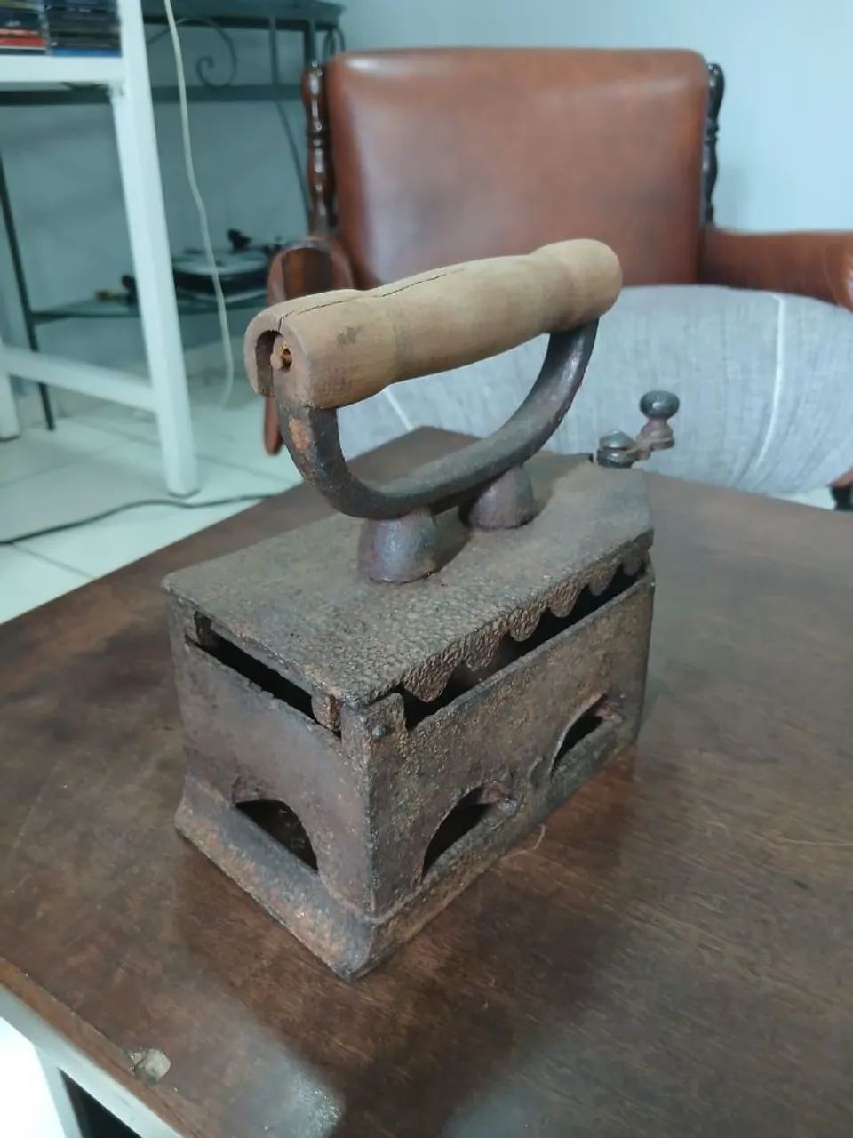 Ferro de passar antigo  - Foto 2