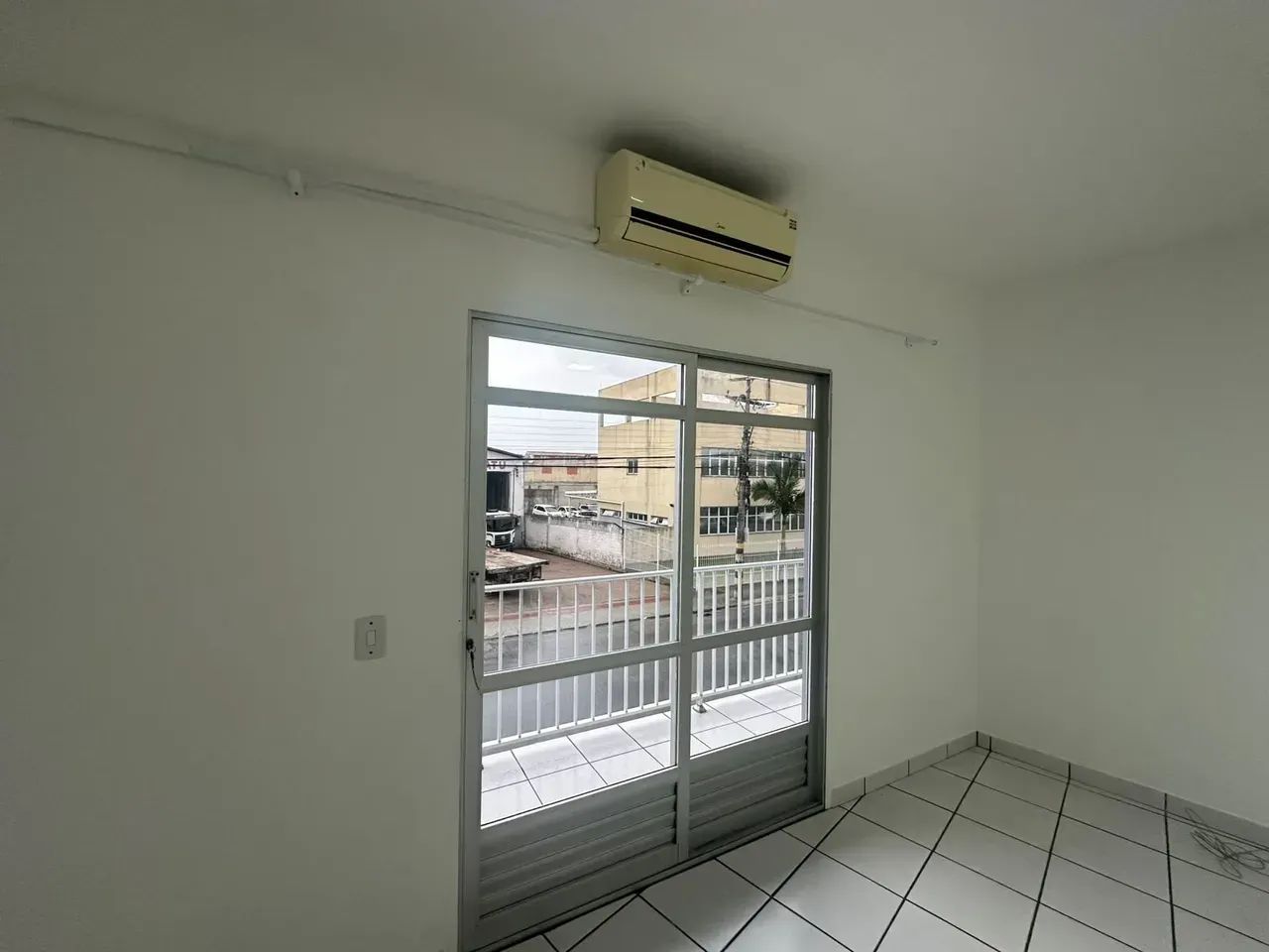 Imóvel para aluguel com 90 metros quadrados com 2 quartos em Centro - Palhoça - SC - Foto 5