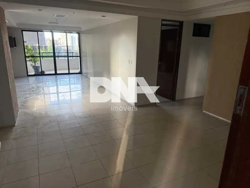 Apartamento : Padrão / Residencial / Miramar