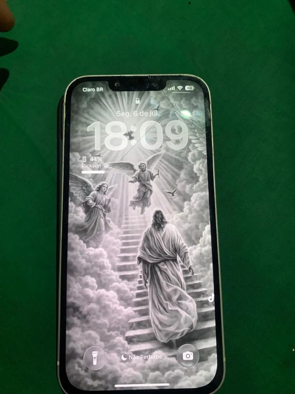 iPhone 13