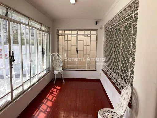Imóvel com 4 Quartos para alugar, 189m² - Vila Itapura - Foto 2