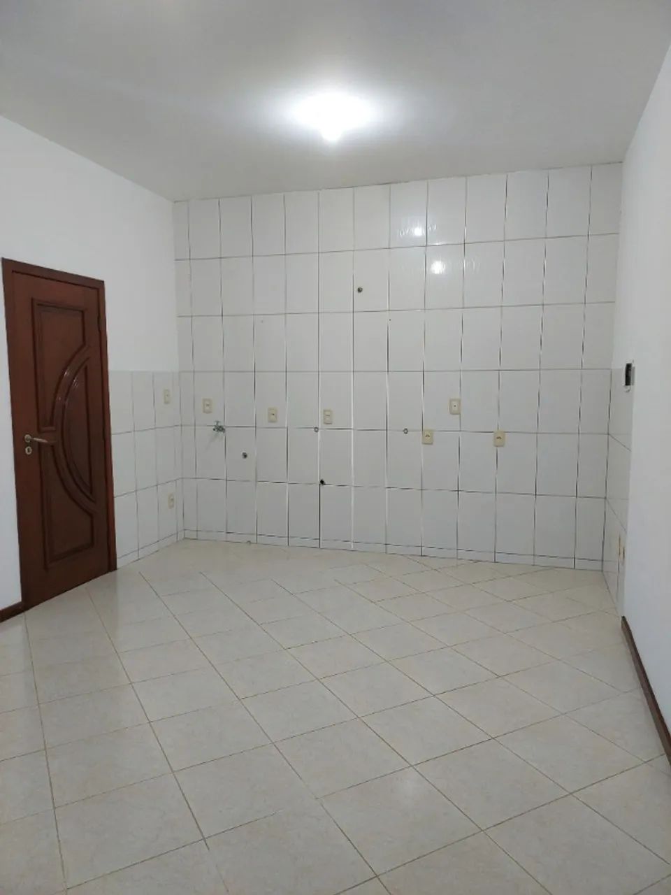 Casa de 2 quartos e garagem - Foto 3