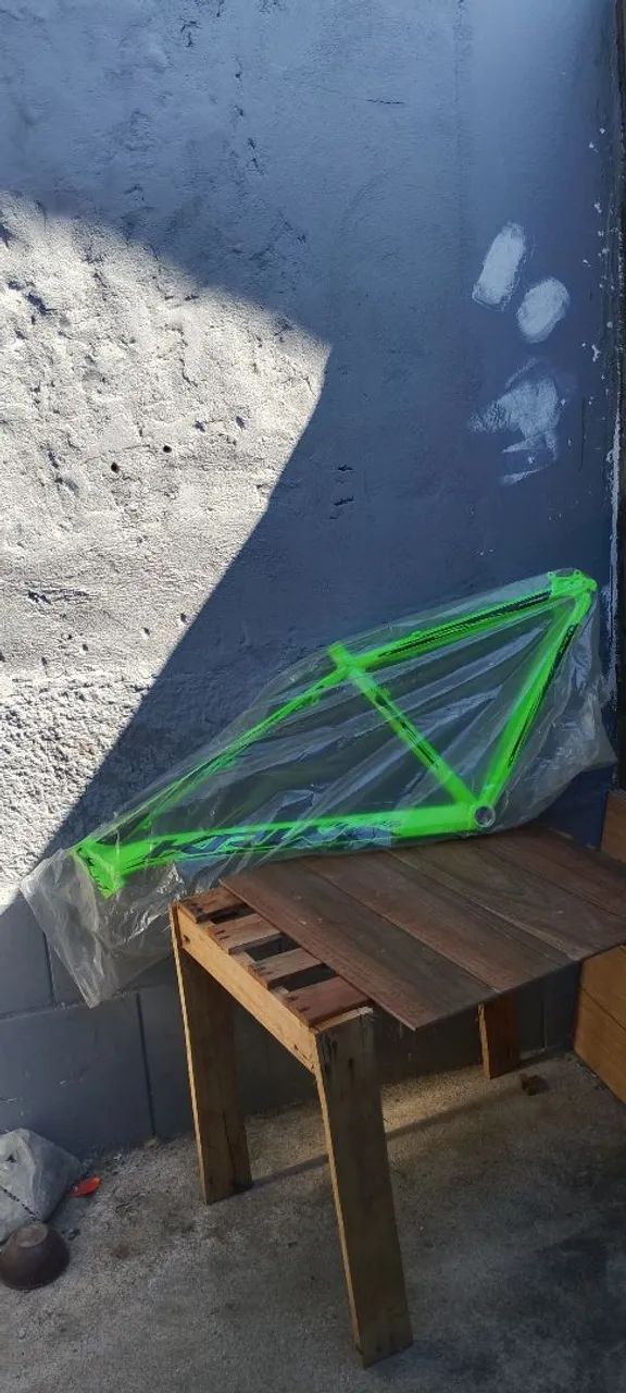 Quadro Alumínio KSW