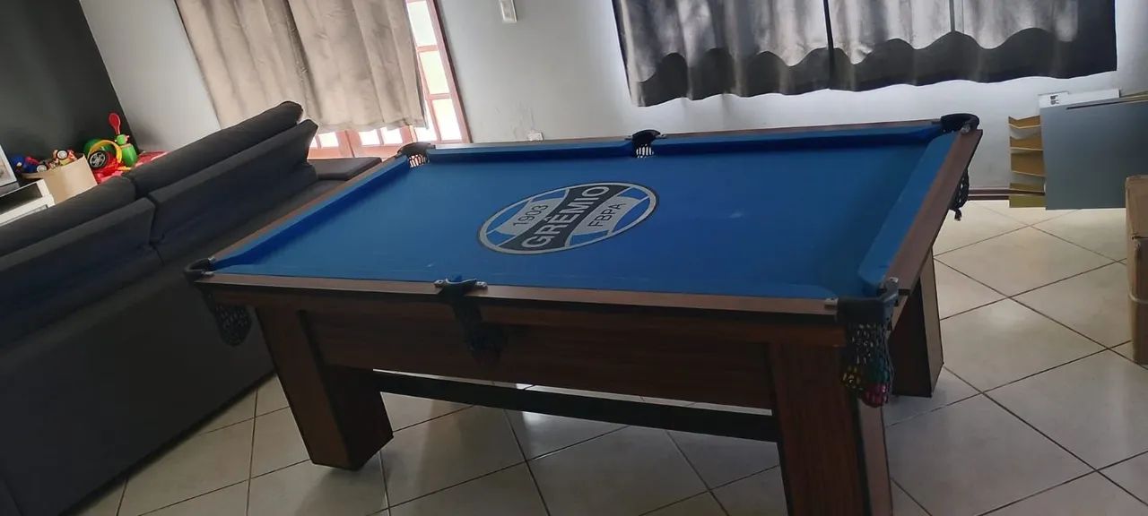 Mesa de sinuca, tampo de mármore 