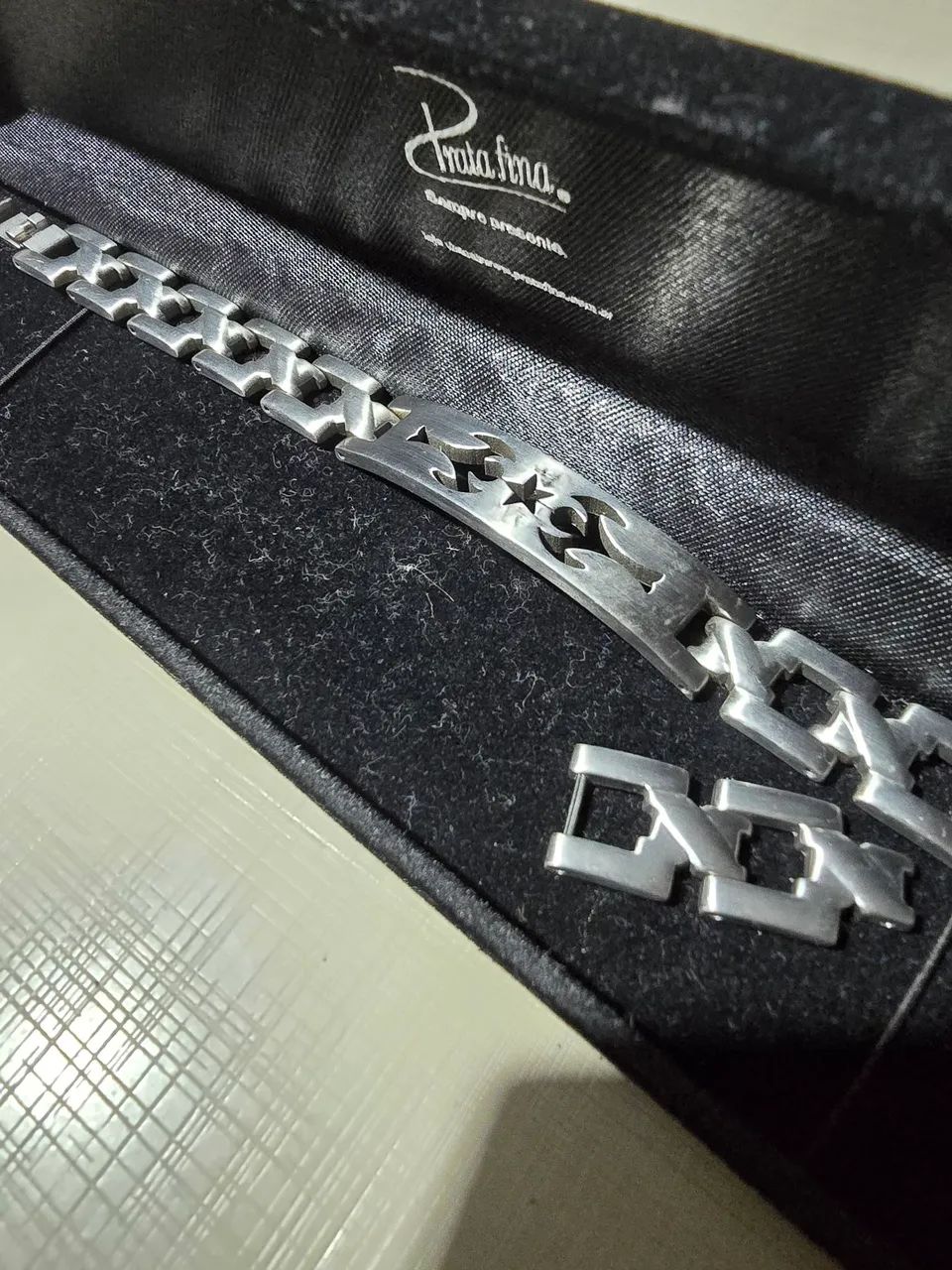 Pulseira masculina da marca Prata Fina (a pulseira é de aço) - Foto 2
