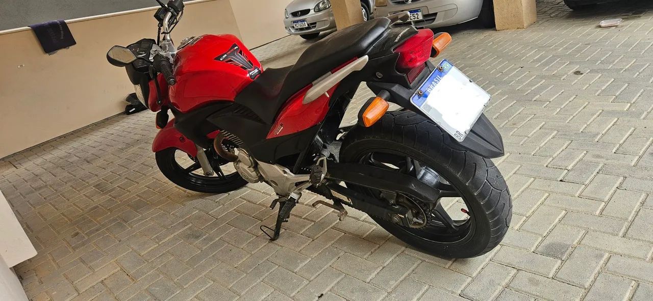 Vendo moto cb300r 2011 - Foto 2