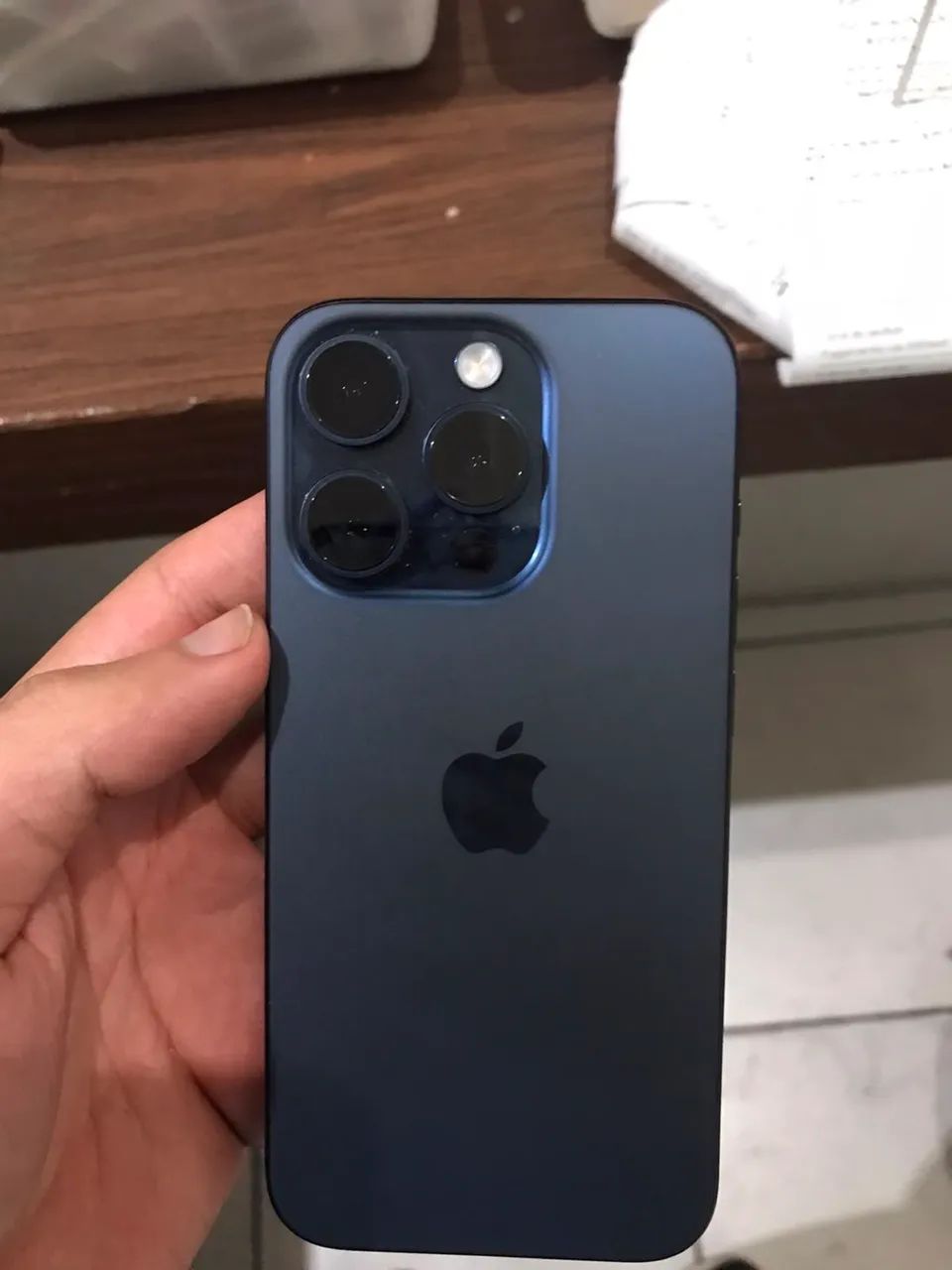 IPHONE 15 PRO NA CAIXA, 2 MESES DE USO - Foto 2